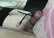 Intense Hands-Free Cumshot with Estim