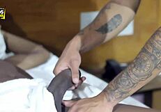 Jebal sem hotelskega fanta z intenzivnim analom in pihanjem v POV