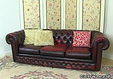 british milf lelani craves that stuffed fanny feeling