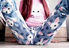 Hot Skinny Teen Intensely Masturbates Shaved Pussy To Cum