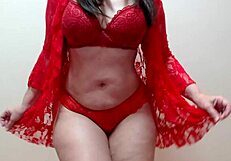 mature blonde does sensual dance on webcam