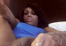 Эй, хочешь глянуть мой новый ролик? У меня есть кое-что особенное для тебя!