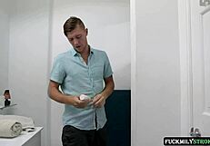 Stepsister Sofie Reyez eases an erection with passion.