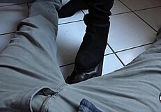 Amigo adora pies en bikini