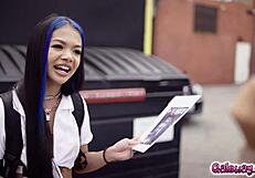 Alexia Anders og Paisley Paige avslører nerdete hemmeligheter med intens licking!