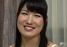 Rin Sakita穿着家庭餐厅制服被猛干