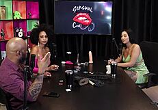 i feel the orgasm as vitoria beatriz shows the sound in the naughtiness game