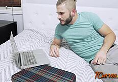 I enjoy watching a chubby threesome with big women and tattoos.