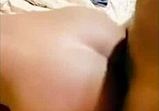 فتاة سوداء مراهقة 18+ في فيديو منزلي مع عناصر لاتينية وأفريقية