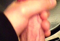 Want to see a nice cumshot?