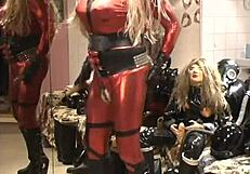 roxina2007 dancing her pussy girl routine in the 030307 wmv video