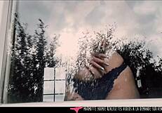 Vends-Ta-Culotte - Superbe Voisine Se Met À Poil Et Se Masturbe