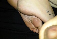 i cum on feet during footjob session.