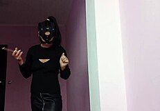 Exploring bdsm with femdom cumshots