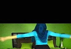 Sexy Arab Hijabi Twerking Her Big Ass – Can You Handle It?