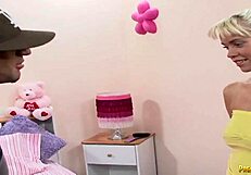 Hot Teen Wrecking Anal Hardcore