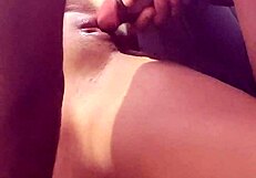 This latina prostitute delivers a thong and gets fucked