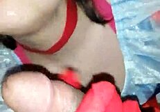 beautiful brunette sucking big cock