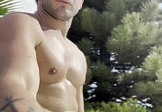 want to watch my oily masturbation in public outdoor?