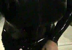 I'm walkin in latex wit my vrbirator buzzin outside