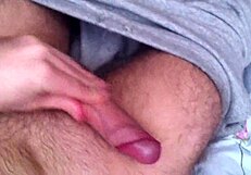 i'm masturbating and cumming all over my cock