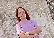 Bati Punheta Pra Gostosinha No Ponto De Ônibus Que Acabou Sedento