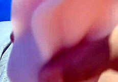 Me masturbo con juguete