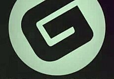 Groobygirls run to the hills