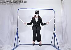 Woman Masturbates Over Rope Fetish