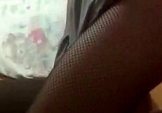 i love showing off my beautiful legs on webcam with a cute fetish vibe