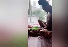 Курвистая Латина Исследует Тугую Анальную Дырочку в Удивительной Домашней Сессии