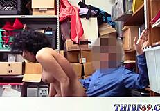 Teen girl masturbates wildly with brush!