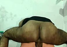 watch desi salma's new year anal fucking and pussy masturbation?