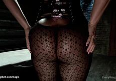 mature women explore new sensations