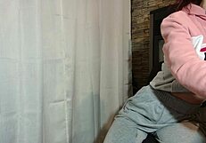 skinny beauty twerks her big ass on webcam