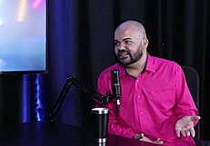 ele n�o conseguiria bater punheta s� dava para os homens e ia embora e gosta de fazer domina��o - paulo avelar tiv models sheer red