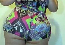 Brazilian BBW Bruninha GG Shakes Her Big Ass