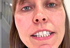 Γυναίκα τρώει vore vorarephili femdom fetish και ταπείνωση