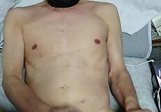 amateurs casually stroking in private session