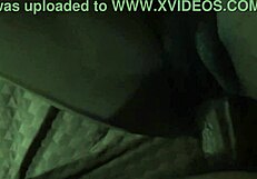 Μικροκαμωμένη Ασιάτισσα Λαχταράει Μεγάλο Μαύρο Καυλί