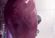 i'm in the shower, reddy for that cum all over me, close up veiw