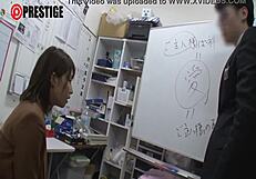 Watch the full version of the asian amateur video