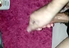 The use of suction and liquid increases the pleasure of the orgasm