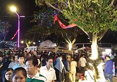 Black Guy Blows Huge Cock in White Babe