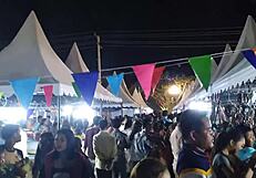 Black Guy Blows Huge Cock in White Babe