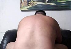 Chupando e quicando na tora do camelô com paixão!