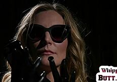 i'm clampin this dykes pussy and toyin her cunt with a dildo