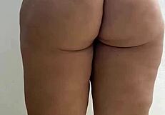 Soraya Shows Her Fantastic Round Ass 😍