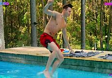 overwhelmed by issei's passionate fucking in the harem sia siberia cosplay