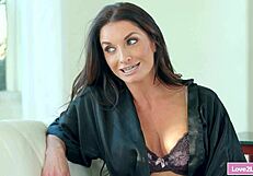 milf savors licking 18yo stepdaughter's tight cunt in wild session